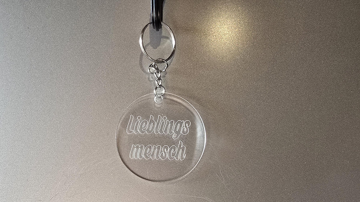 Schlüsselanhänger aus Acyrl "Lieblingsmensch"