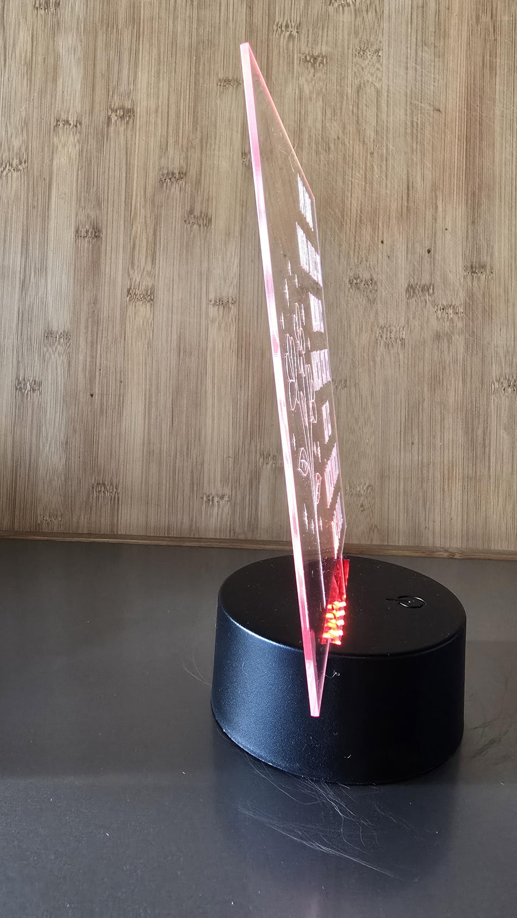 LED Lampe mit graviertem Acrylglas "Am Ende wird alles gut.."